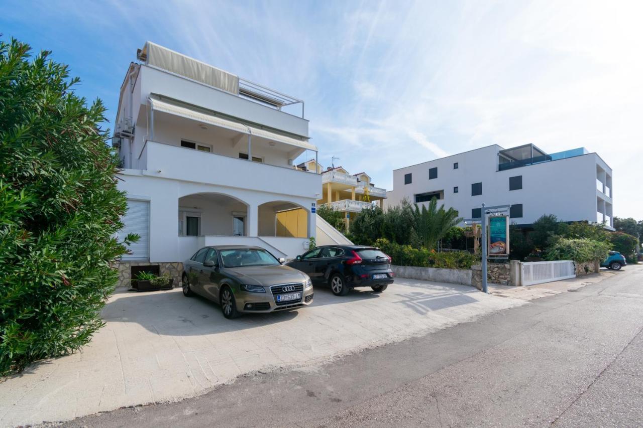 4093b Apartament *